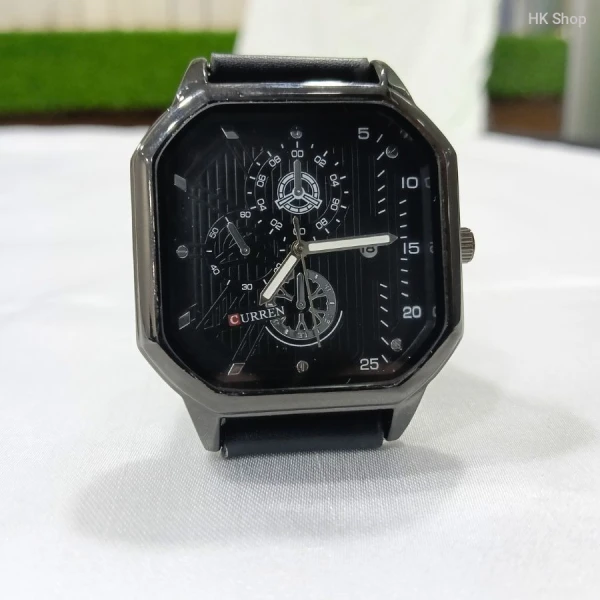 CURREN Premium Men's Multifunction Quartz Wristwatch - Black & White Dial with Leather Strap