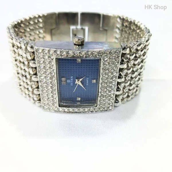 Titan Women's Gold and Silver Luxury Watch – Elegant and Versatile Timepiece 2025-best one