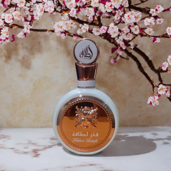 Fakhar Lattafa Perfume for Women - A Sensational Floral Journey Awaits