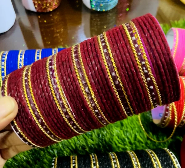 Premium Velvet Glass Bangles Set with Gold Accents – Traditional Indian Churi Set for Women | প্রিমিয়াম ভেলভেট কাঁচের চুড়ি সেট – মেয়েদের আকর্ষণীয় ইন্ডিয়ান ভেলভেট চুড়ির কালেকশন