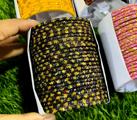 Premium Glitter Glass Bangles Set with Gold Borders – Traditional Multi-Color Jori Churi for Women | প্রিমিয়াম গ্লিটার কাঁচের চুড়ি সেট – মেয়েদের আকর্ষণীয় কালারফুল জড়ি ও রেশমি চুরির কালেকশন