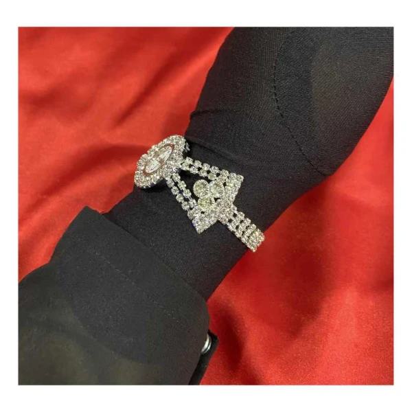Luxury Rhinestone Watch for Women – Elegant Crystal Bracelet Wristwatch with Silver Analog Quartz Dial
