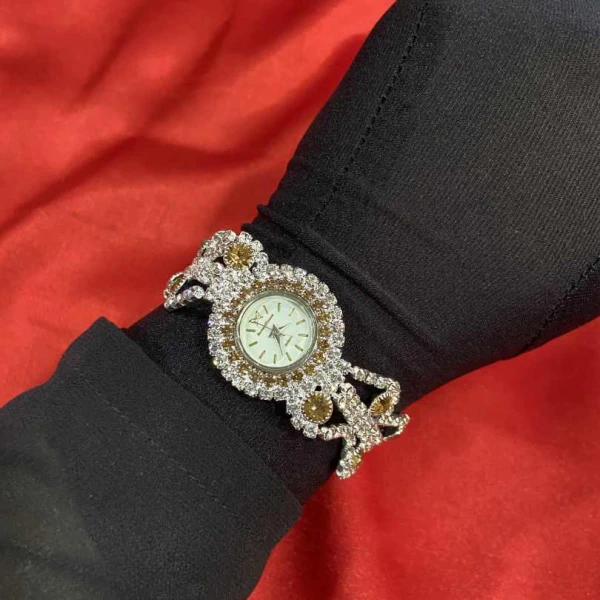 Luxury Rhinestone Watch for Women – Elegant Crystal Bracelet Wristwatch with Silver Analog Quartz Dial